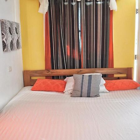 De Luz Hotel El Limon Εξωτερικό φωτογραφία