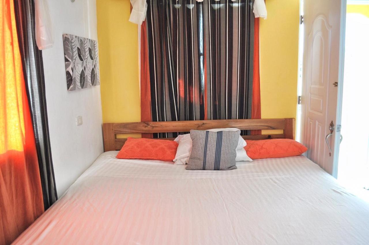 De Luz Hotel El Limon Εξωτερικό φωτογραφία